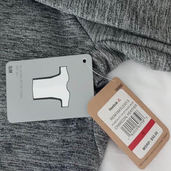 Mens Reebok pull over - Picture 3 of 5